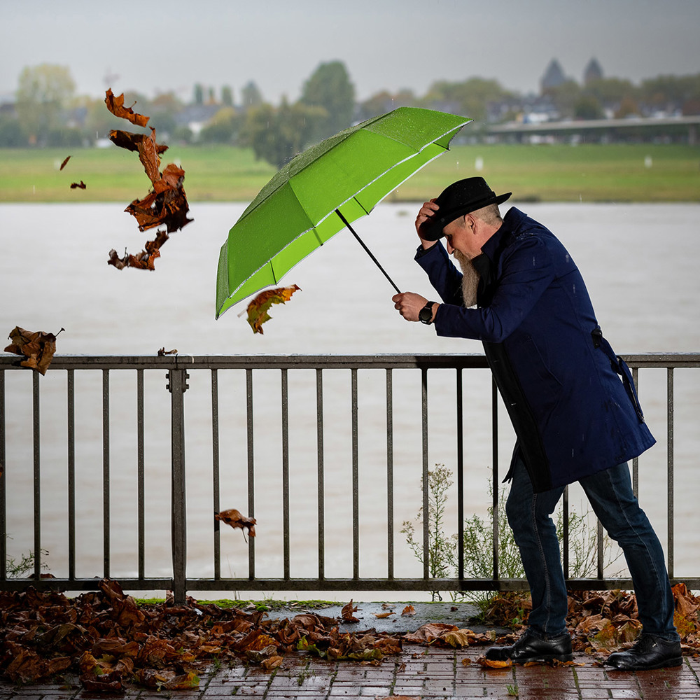 5692 AOC-Oversize-Taschenschirm Magic Windfighter® 2.0